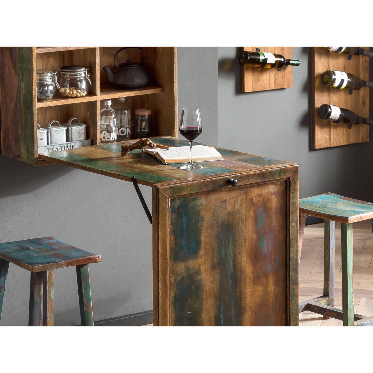 Klapptisch mit 2 Hockern