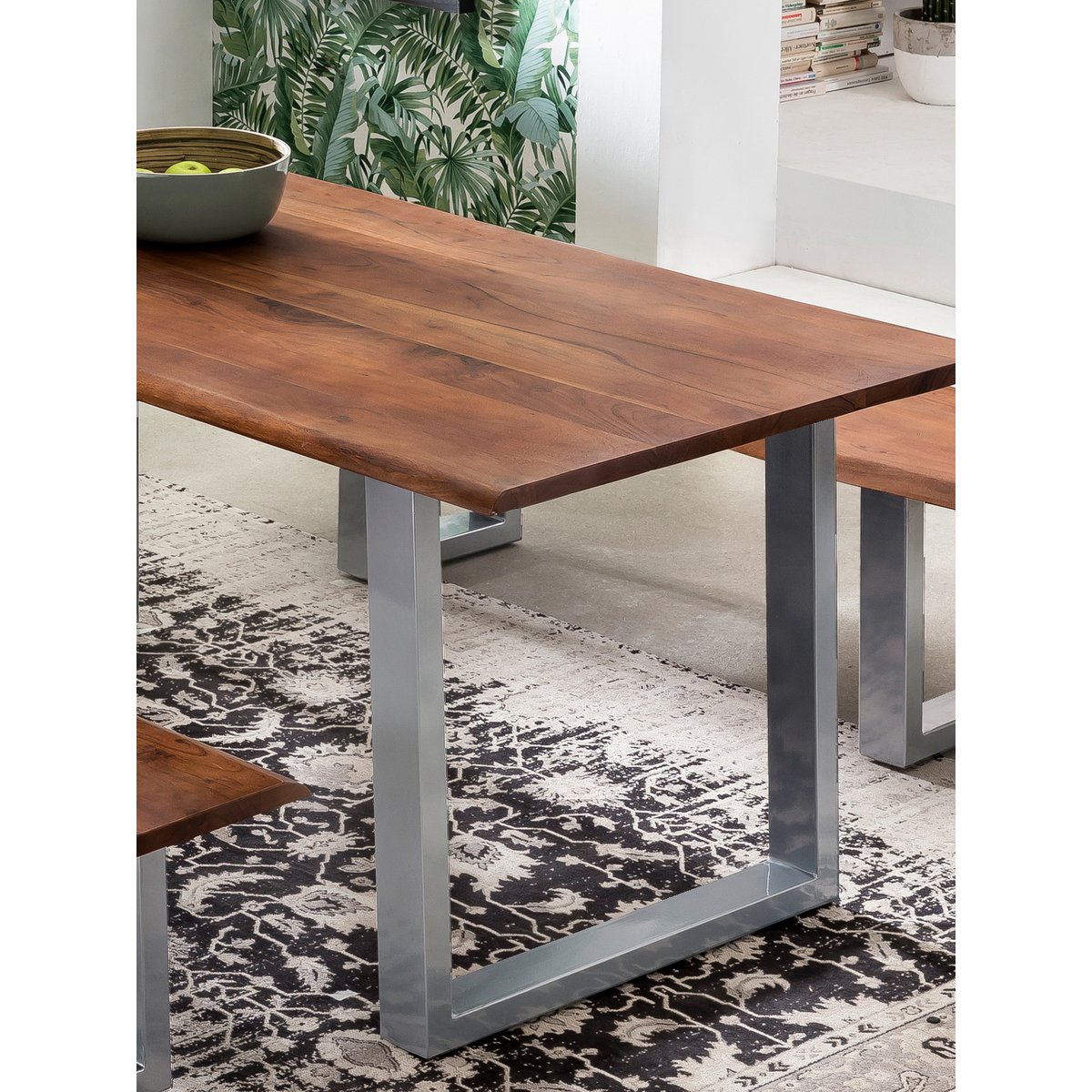 Tisch 160 x 85 cm mit Baumkante wie gewachsen