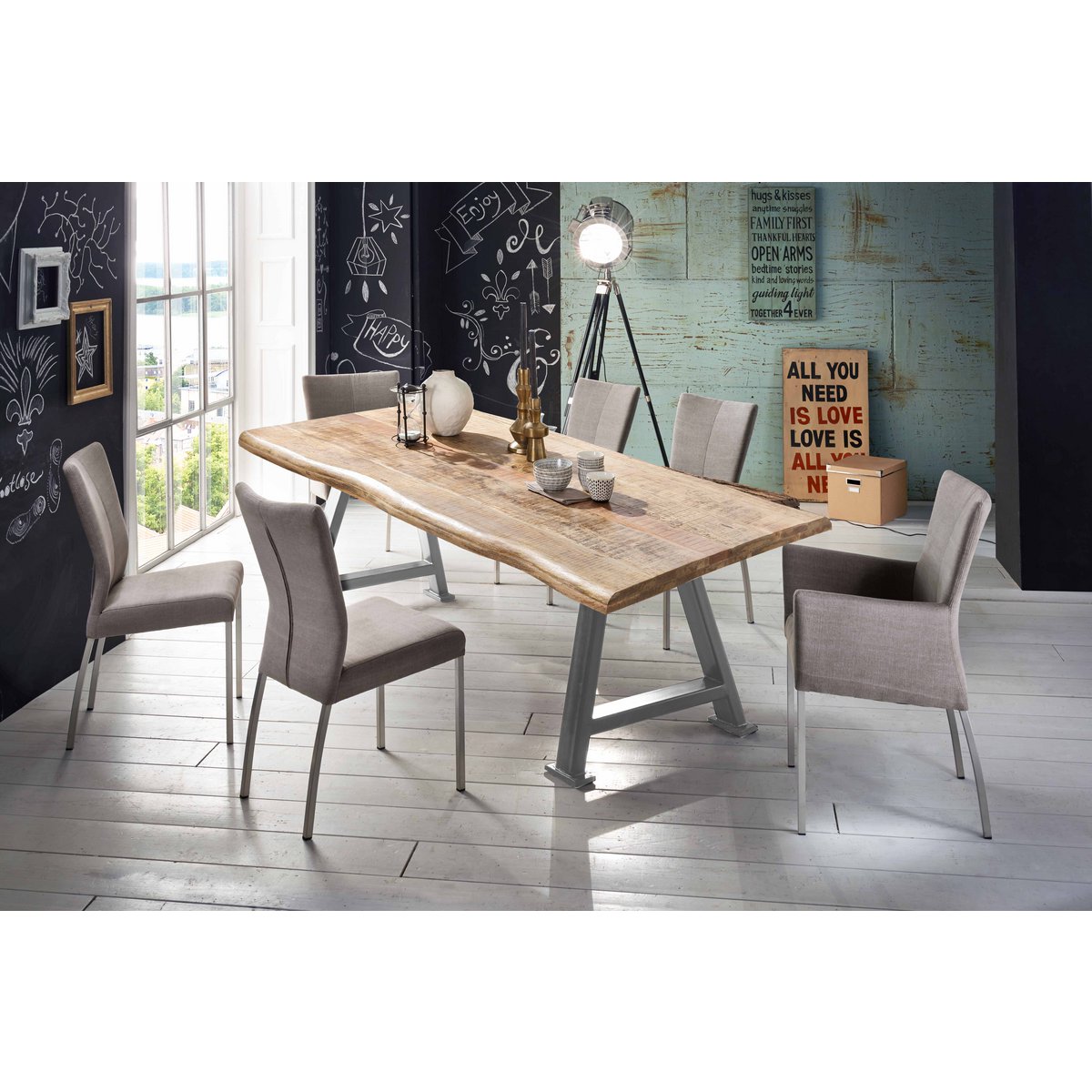 Tisch 160x90 cm mit Mangoholz